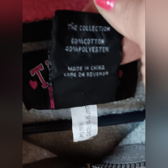 Thraill Gray Hoodie Jacket. Juniors size small. ☆3 FOR $25☆ - Picture 5 of 6